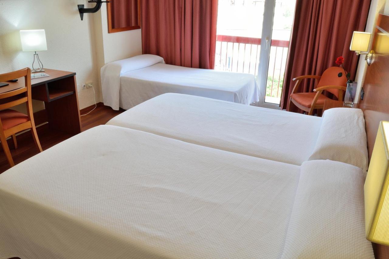 Hotel Mari Carmen Guadix Luaran gambar
