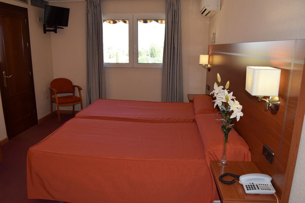 Hotel Mari Carmen Guadix Luaran gambar