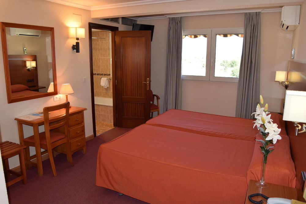 Hotel Mari Carmen Guadix Luaran gambar