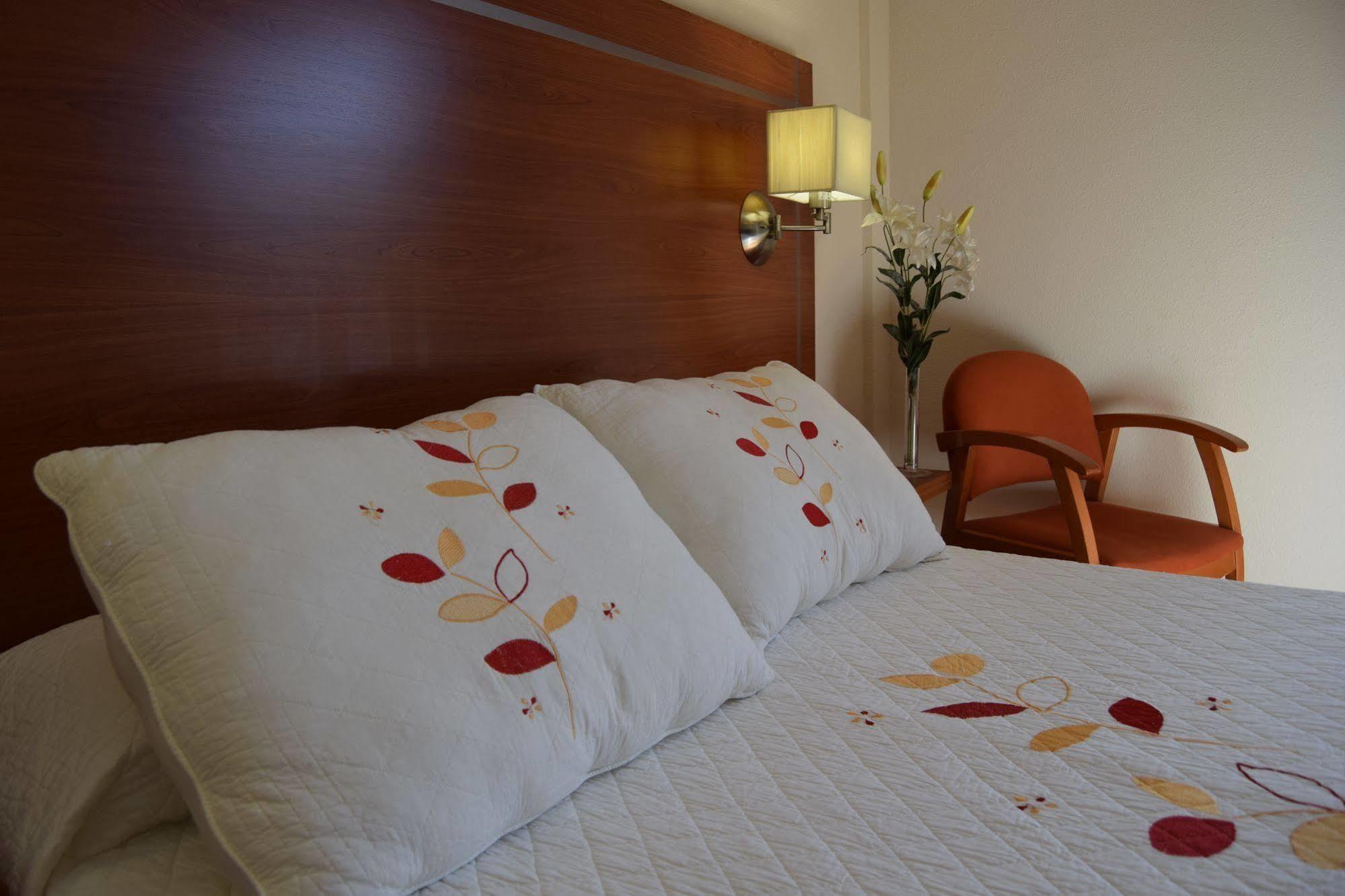 Hotel Mari Carmen Guadix Luaran gambar